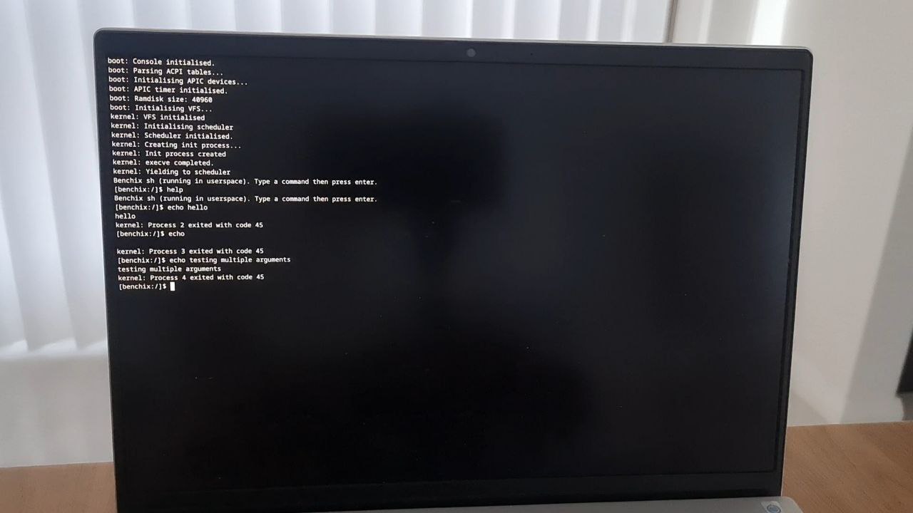 Close-up of benchix on Dell Inspiron 13 5330